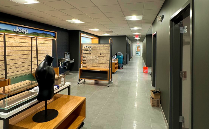 Jeep and Dodge dealership interior renovation 4